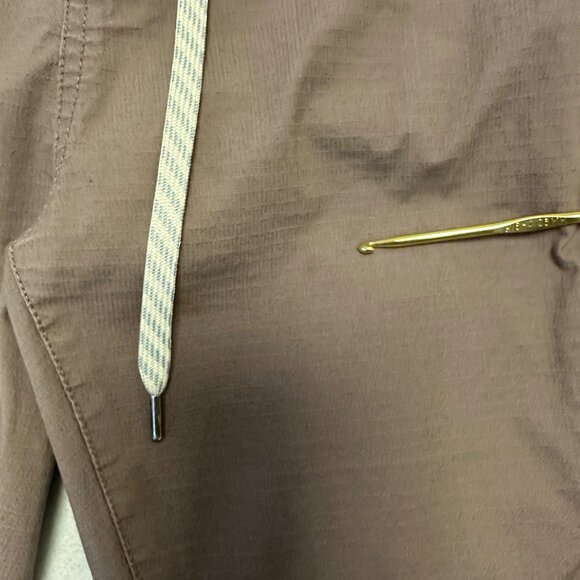 Vuori Womens Ripstop Pants Size Large Mauve 28" Inseam VW401 Casual Pockets - Picture 4 of 10